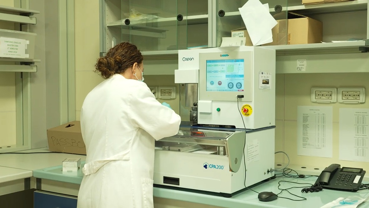 laboratorio centrale banca dati dna attrezzature